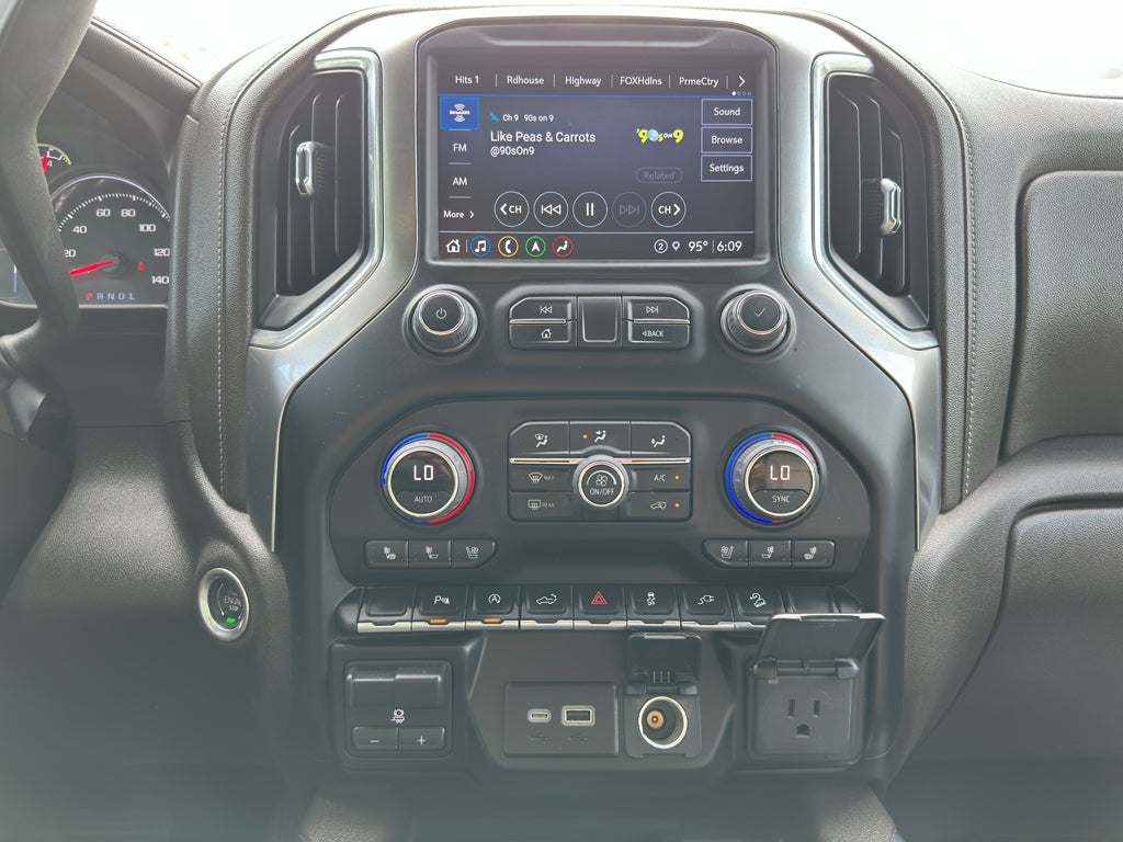 2022 Chevrolet Silverado 1500 LTD LTZ