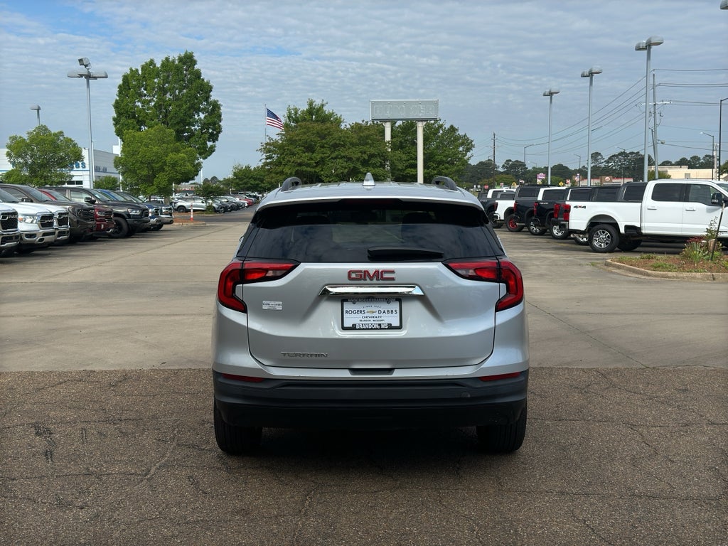 2021 GMC Terrain SLE