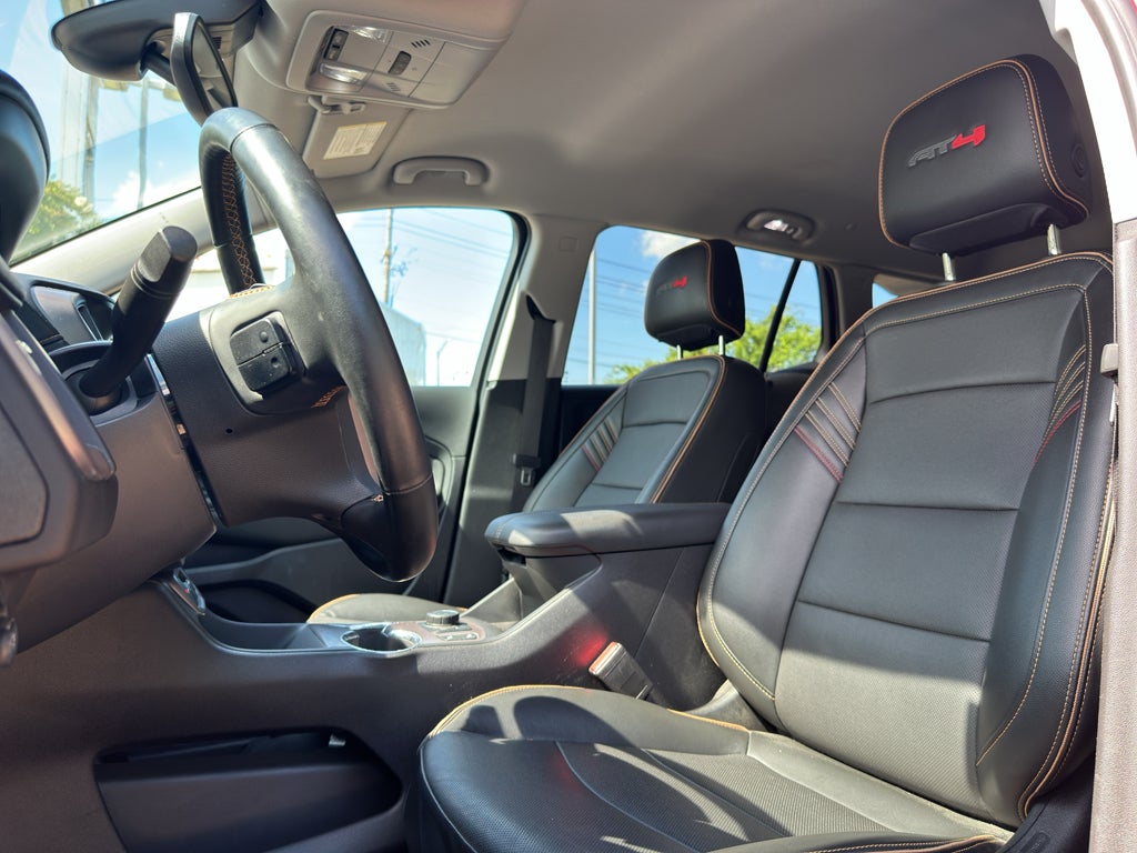 2023 GMC Terrain AT4