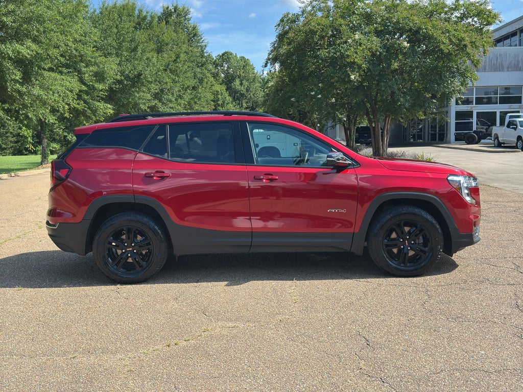 2023 GMC Terrain AT4