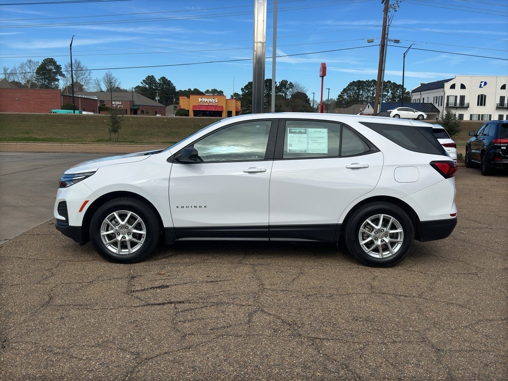 2024 Chevrolet Equinox LS