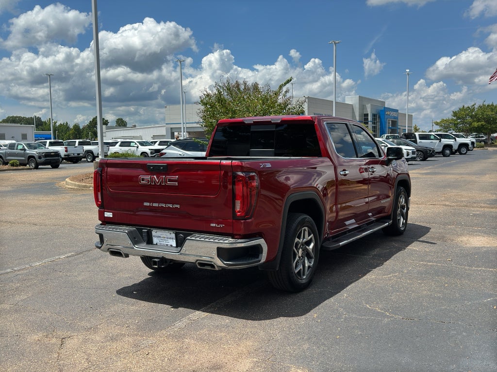 2024 GMC Sierra 1500 SLT