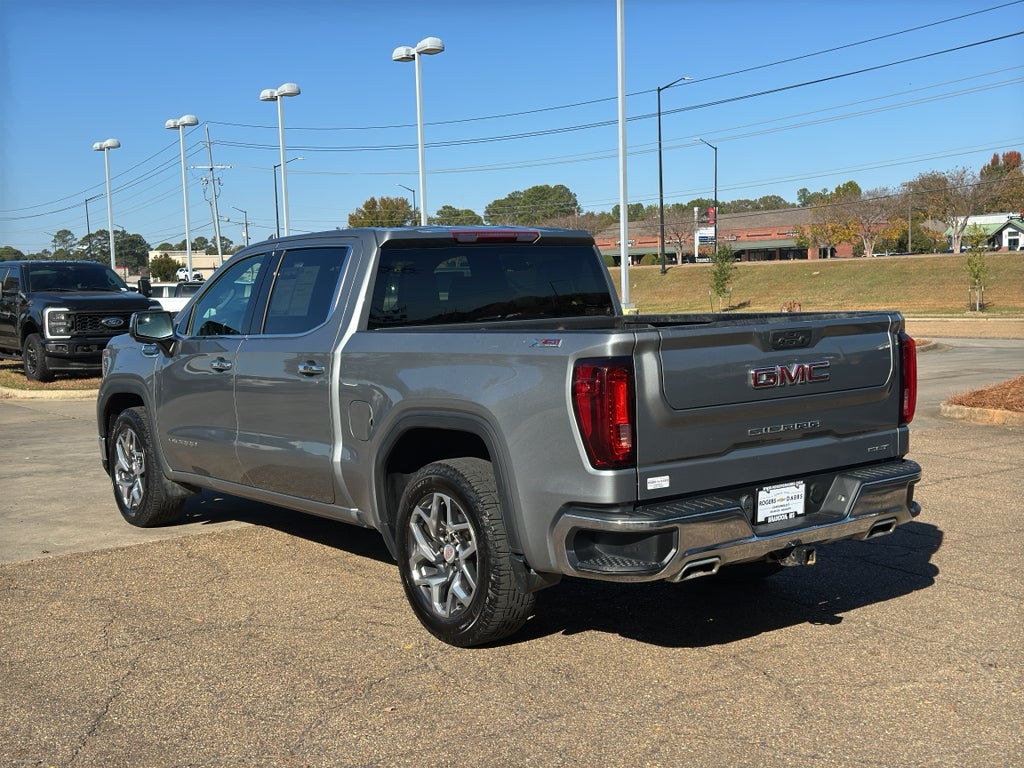 2024 GMC Sierra 1500 SLT