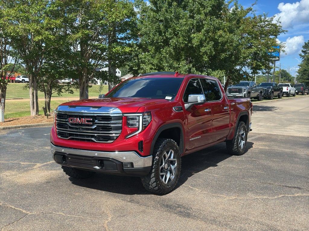 2024 GMC Sierra 1500 SLT
