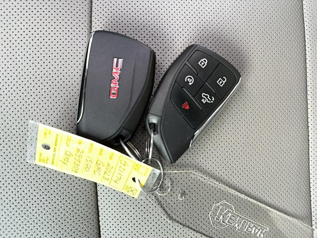 2023 GMC Sierra 1500 SLT