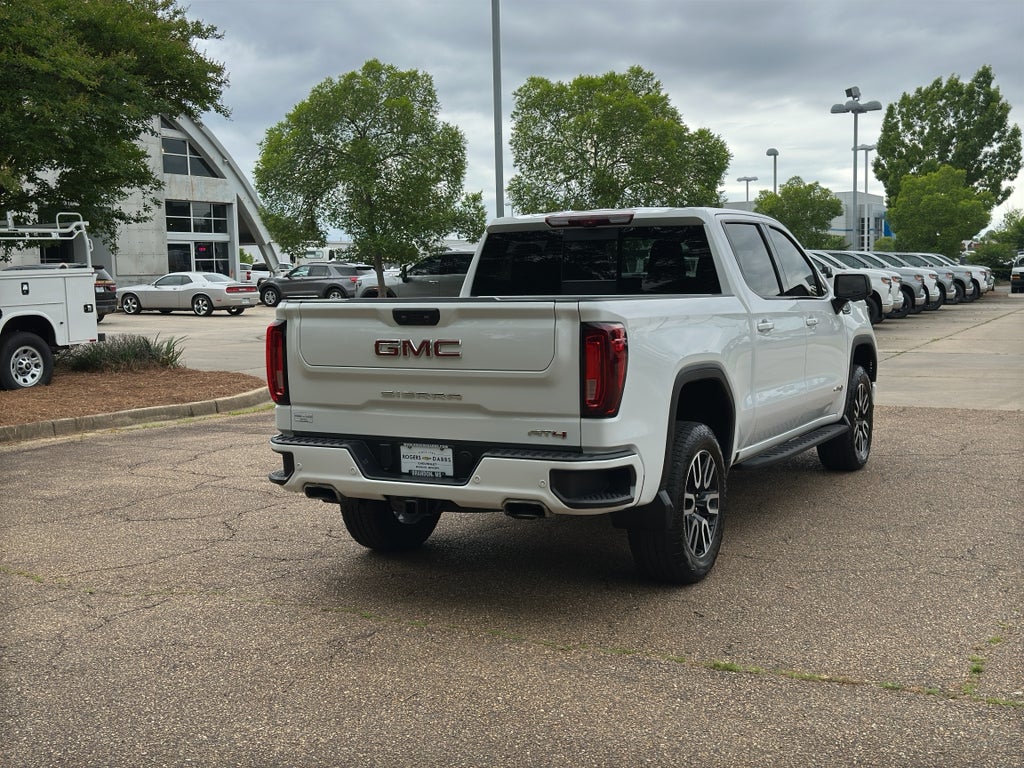2024 GMC Sierra 1500 AT4