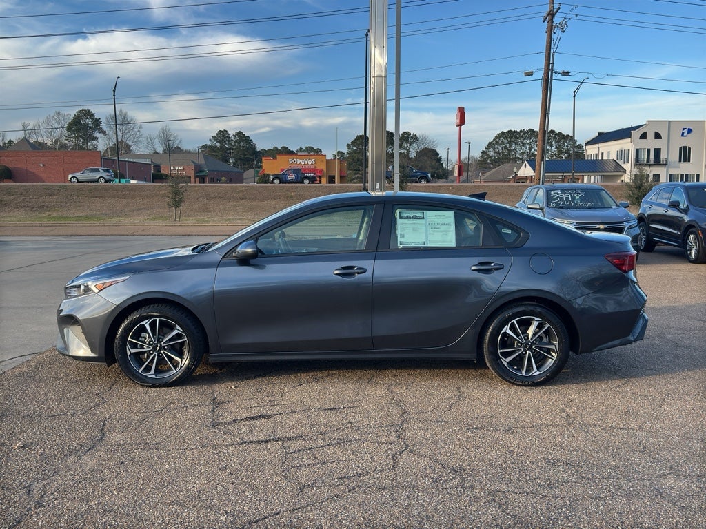 2024 Kia Forte LXS