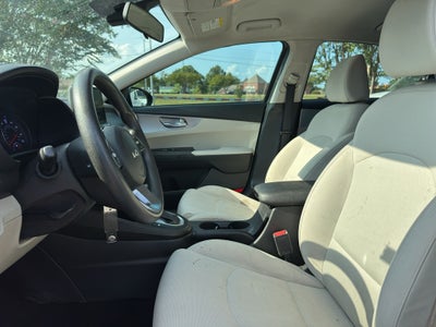 2022 Kia Forte LXS