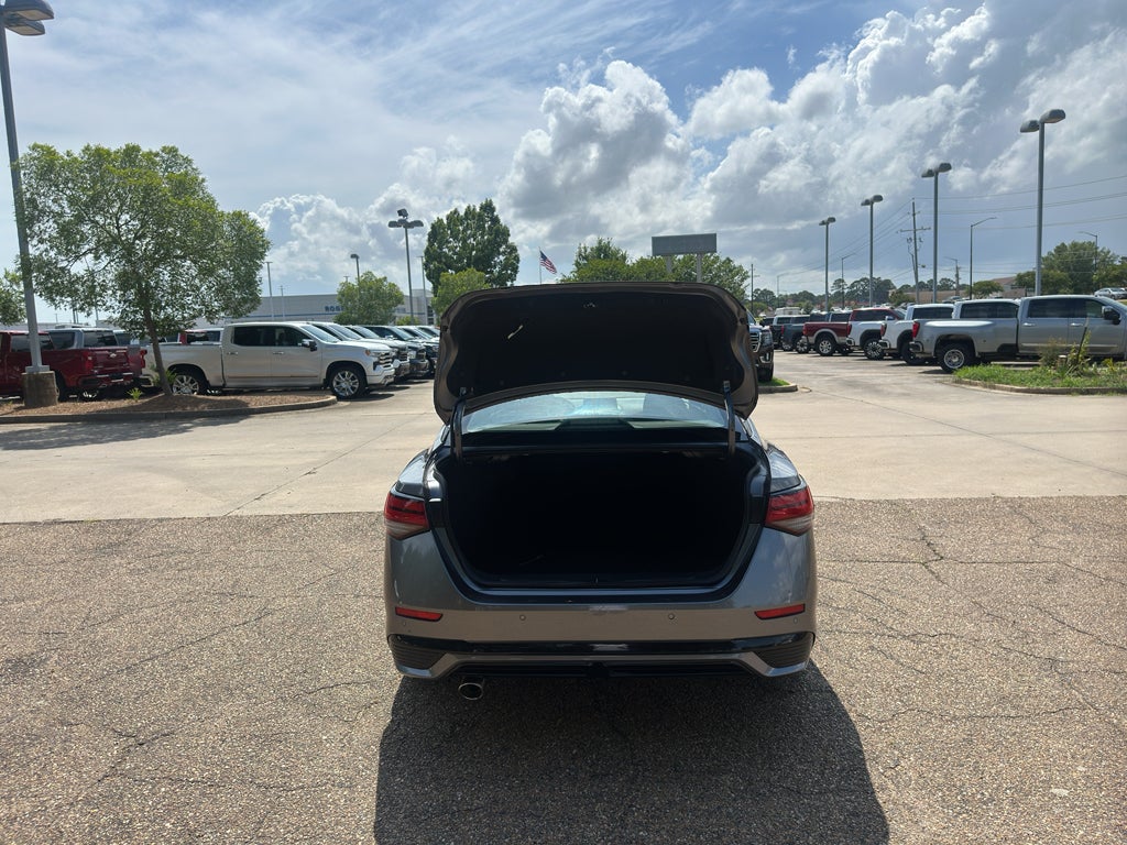 2025 Nissan Sentra SR
