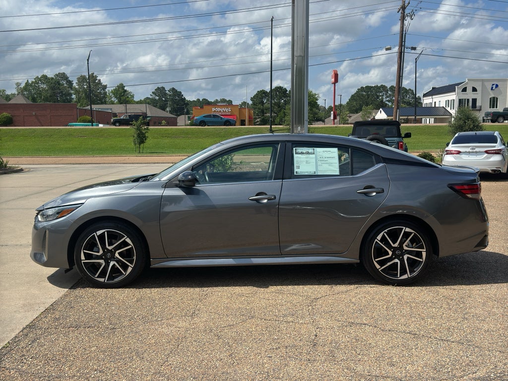 2025 Nissan Sentra SR
