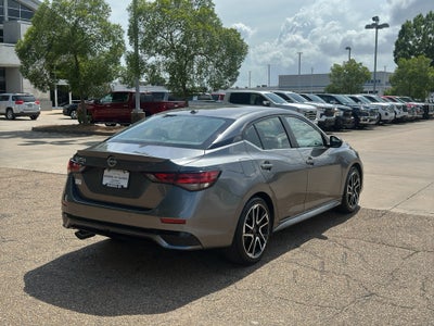 2025 Nissan Sentra SR