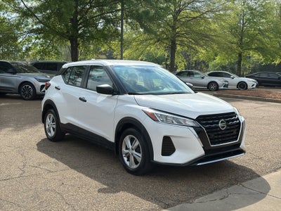 2023 Nissan Kicks S Xtronic CVT