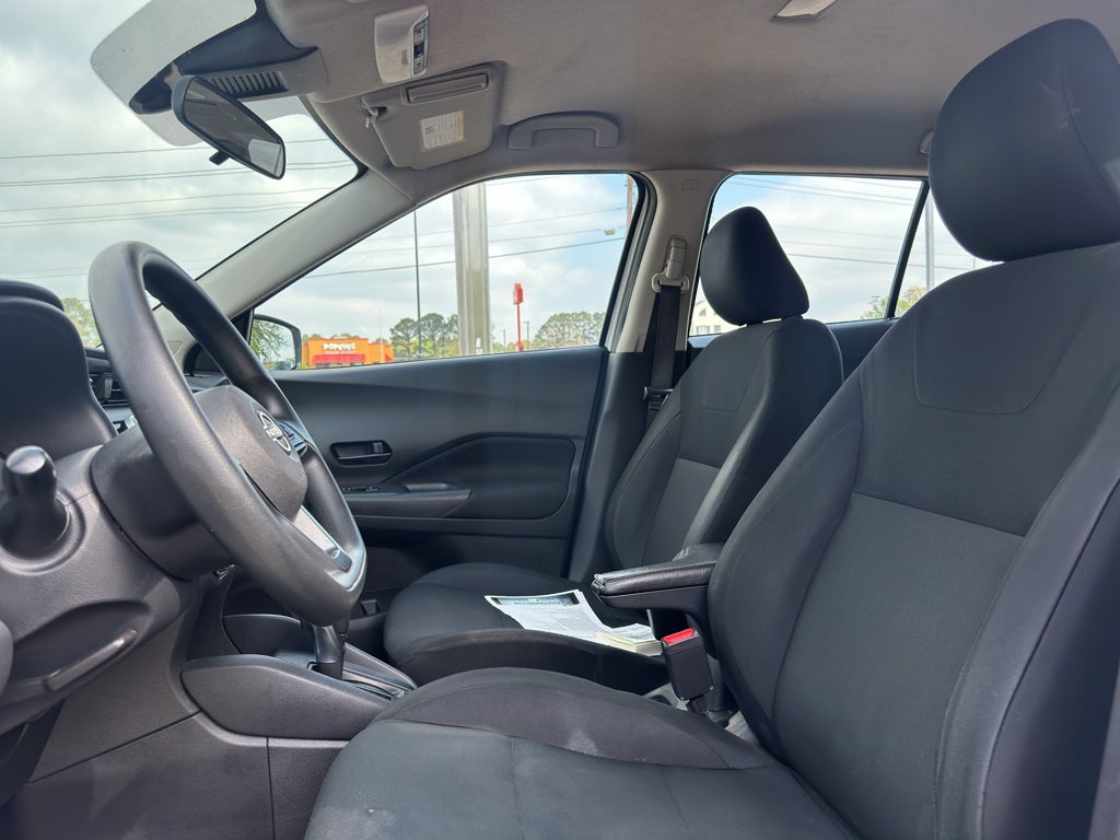 2023 Nissan Kicks S Xtronic CVT