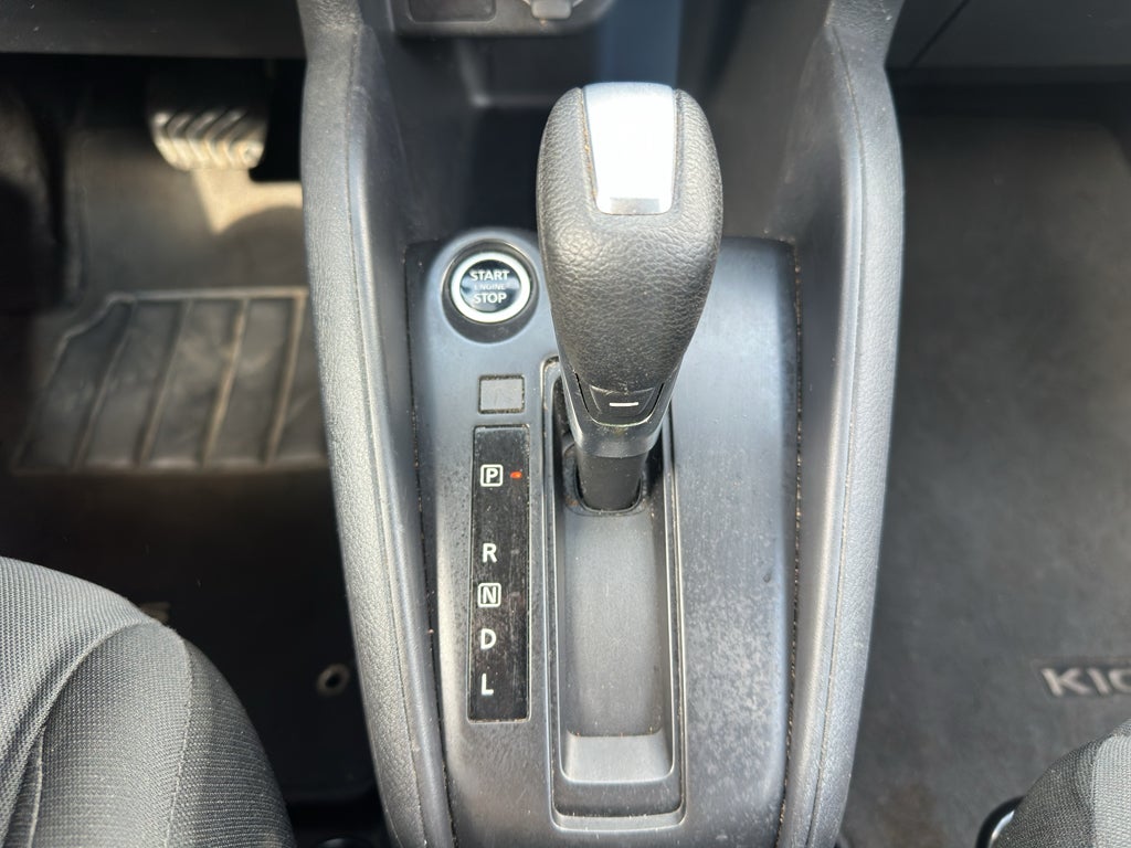 2023 Nissan Kicks S Xtronic CVT