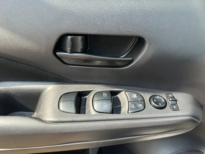 2023 Nissan Kicks S Xtronic CVT