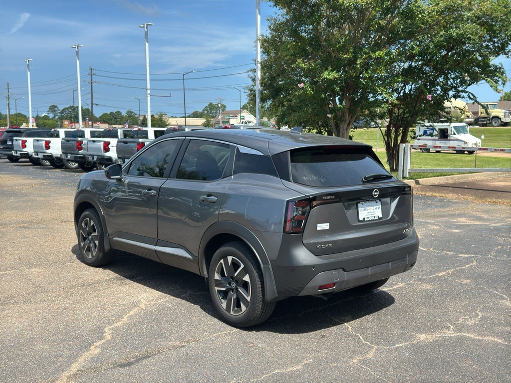 2025 Nissan Kicks SV