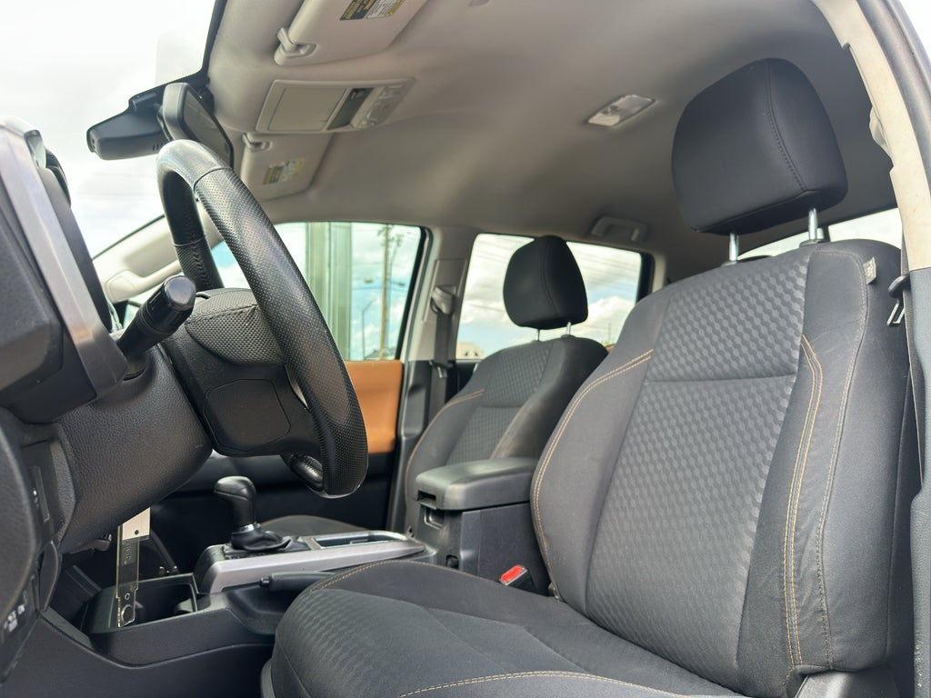 2020 Toyota Tacoma SR5 V6