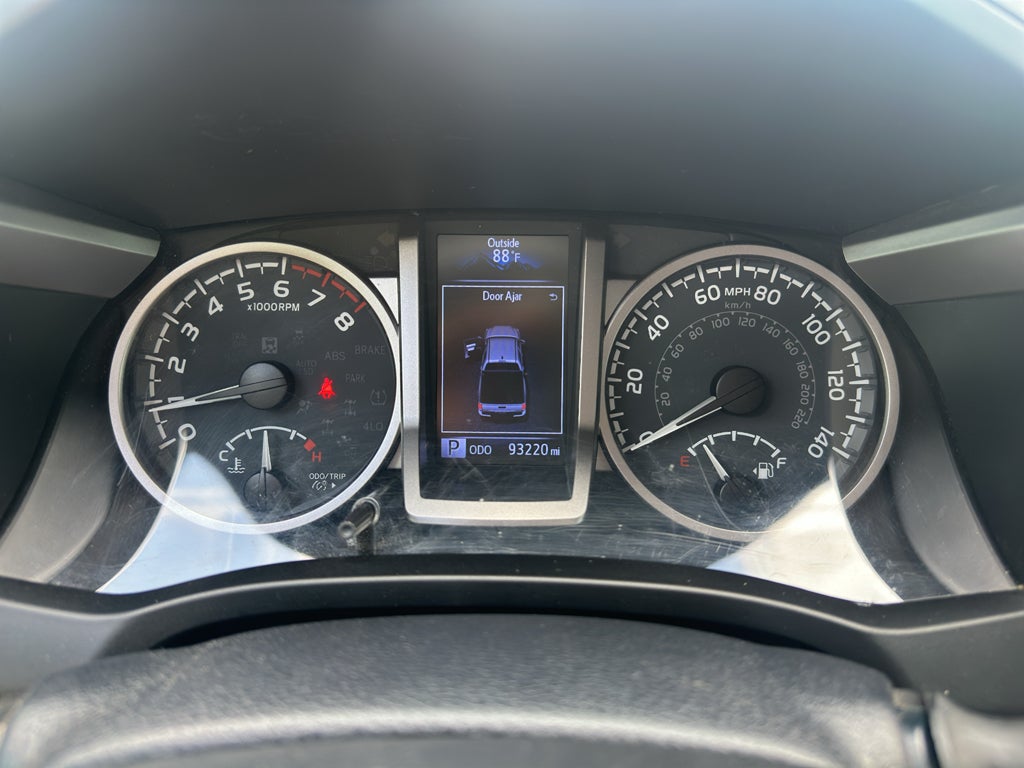 2020 Toyota Tacoma SR5 V6