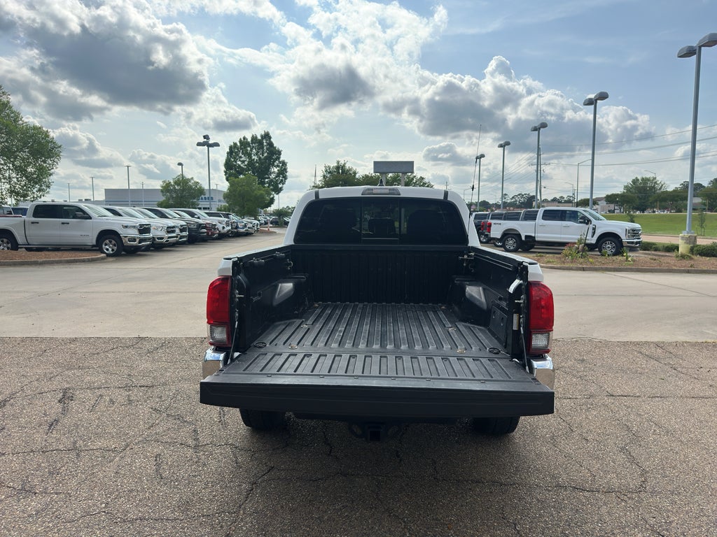 2020 Toyota Tacoma SR5 V6