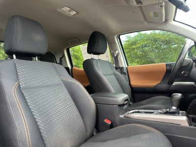 2020 Toyota Tacoma SR5 V6