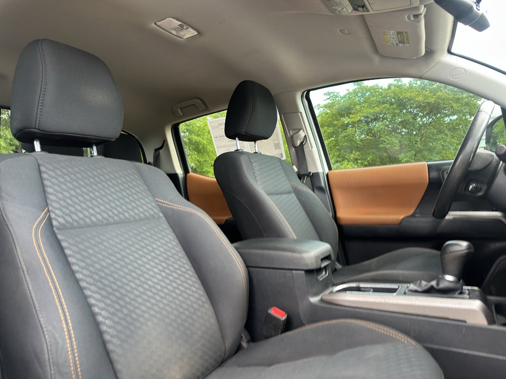 2020 Toyota Tacoma SR5 V6