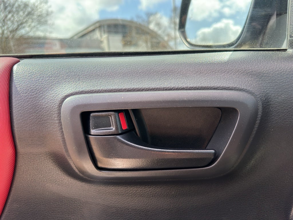 2023 Toyota Tacoma SR5 V6