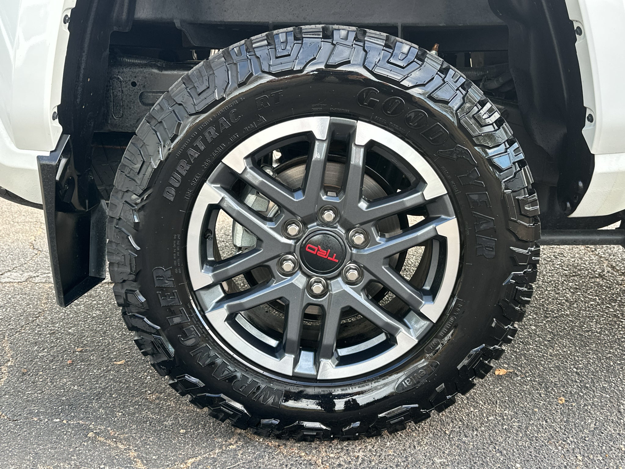 2024 Toyota Tacoma 4WD SR5