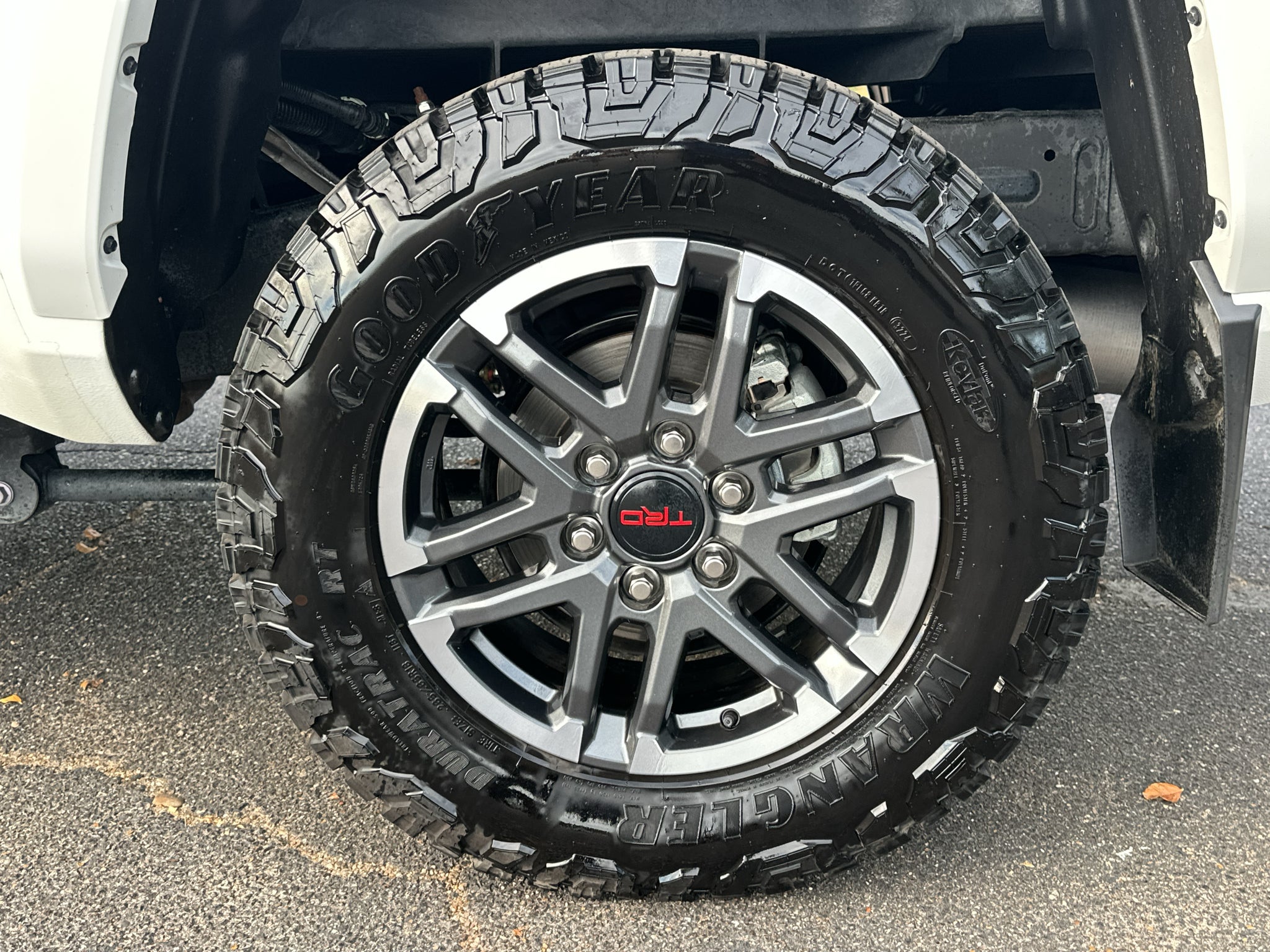 2024 Toyota Tacoma 4WD SR5
