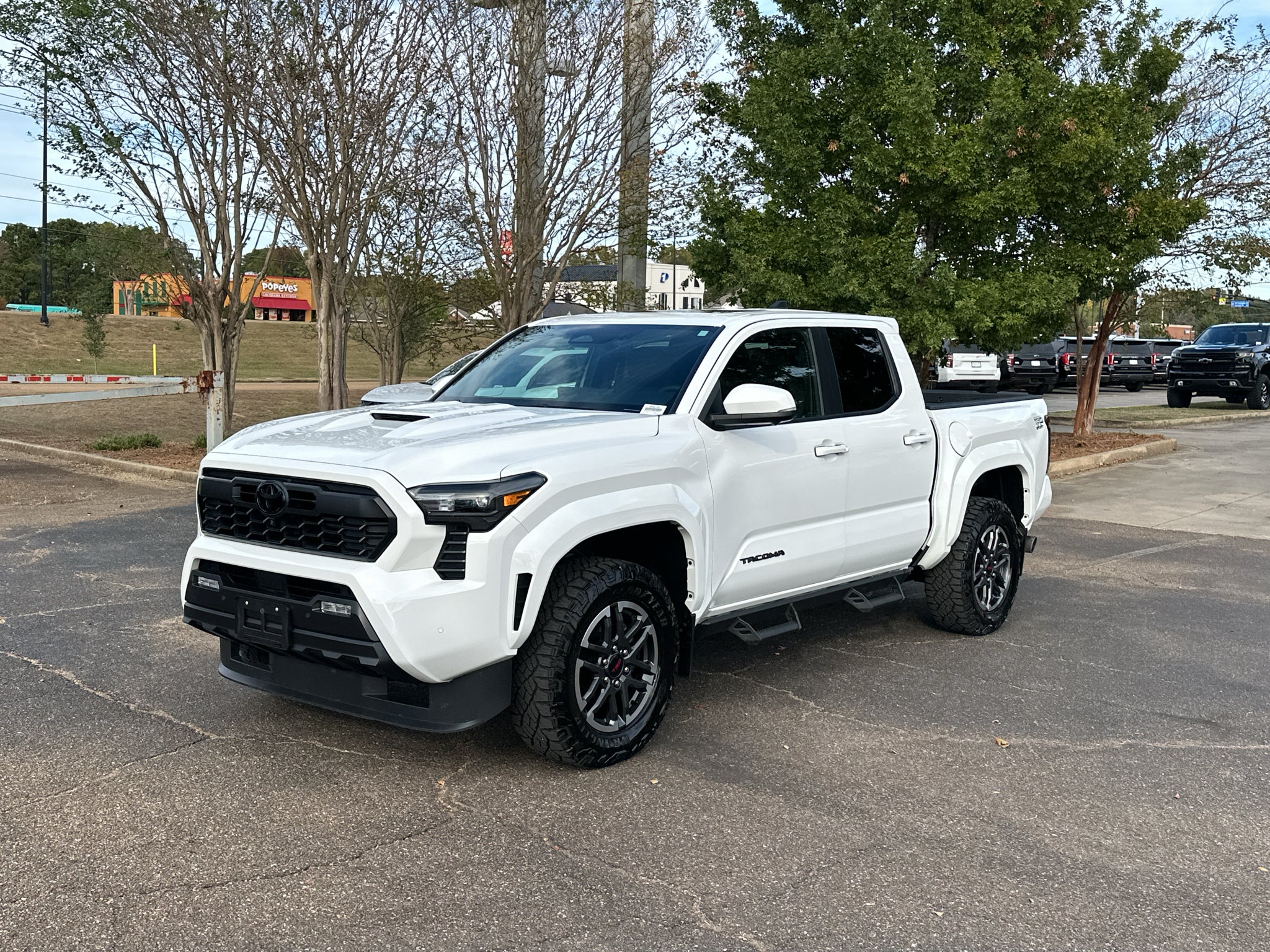 2024 Toyota Tacoma 4WD SR5