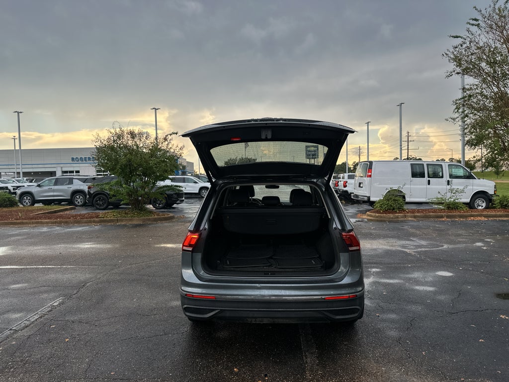 2022 Volkswagen Tiguan SE