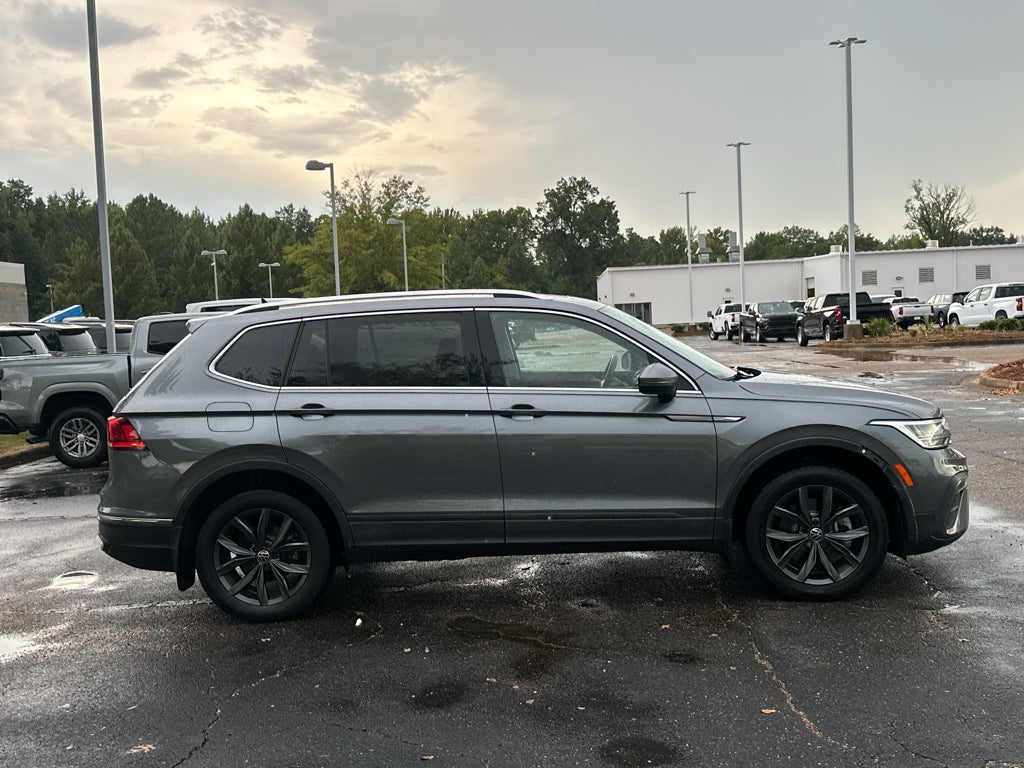 2022 Volkswagen Tiguan SE