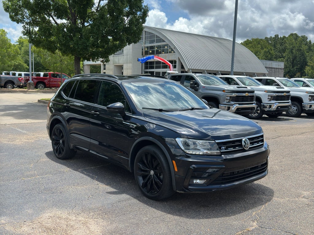 2021 Volkswagen Tiguan 2.0T SE R-Line Black