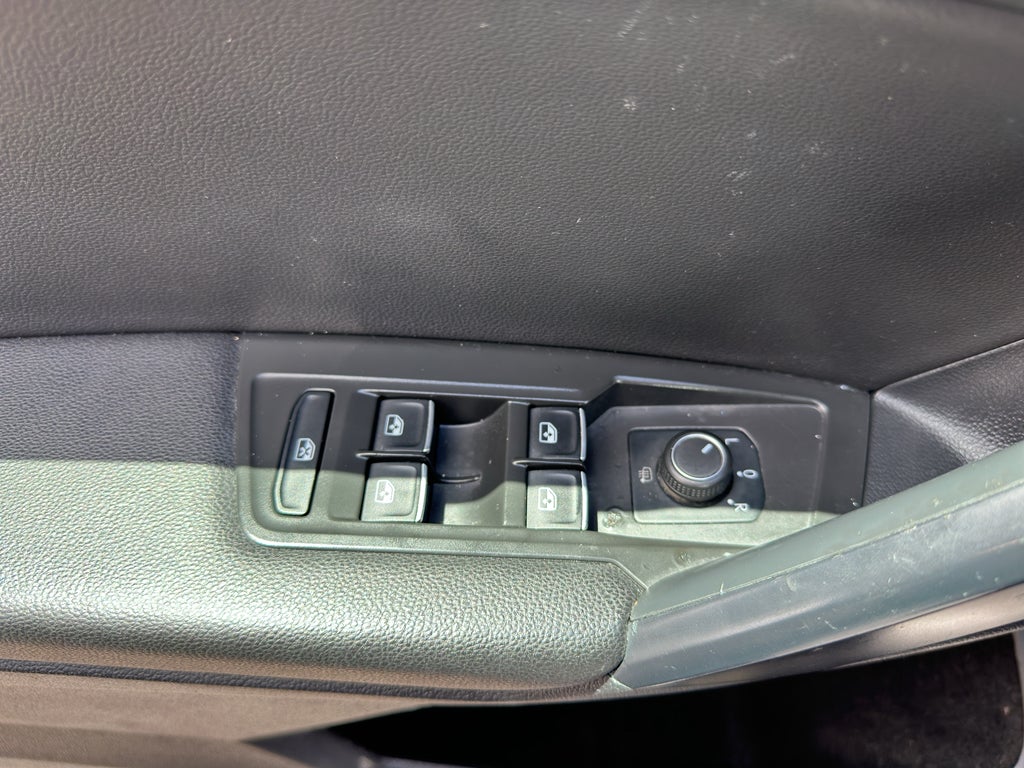 2021 Volkswagen Tiguan 2.0T SE R-Line Black