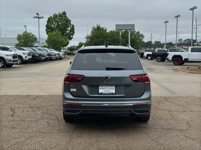 2024 Volkswagen Tiguan 2.0T SE