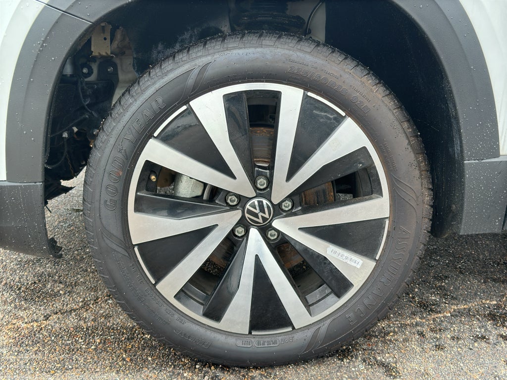 2024 Volkswagen Taos 1.5T SE