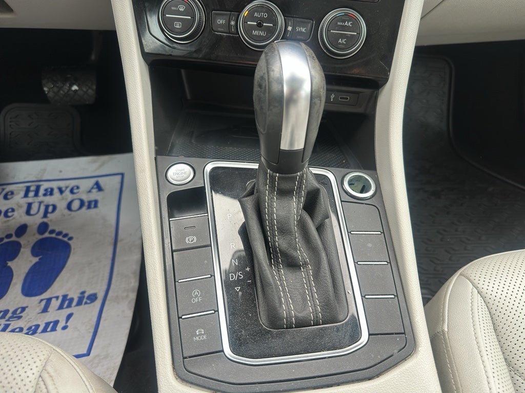 2021 Volkswagen Jetta SEL Premium