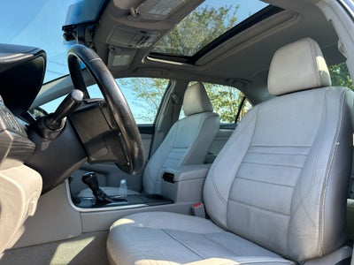 2015 Toyota Camry Hybrid XLE
