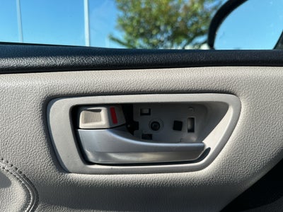 2015 Toyota Camry Hybrid XLE