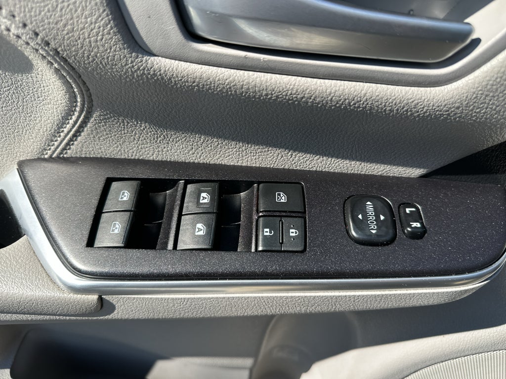 2015 Toyota Camry Hybrid XLE