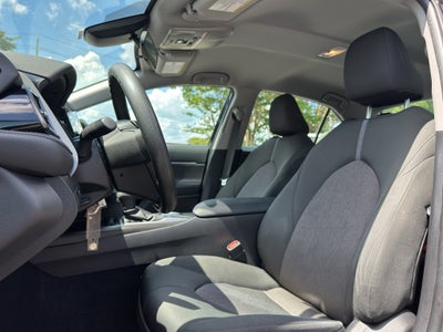 2022 Toyota Camry LE