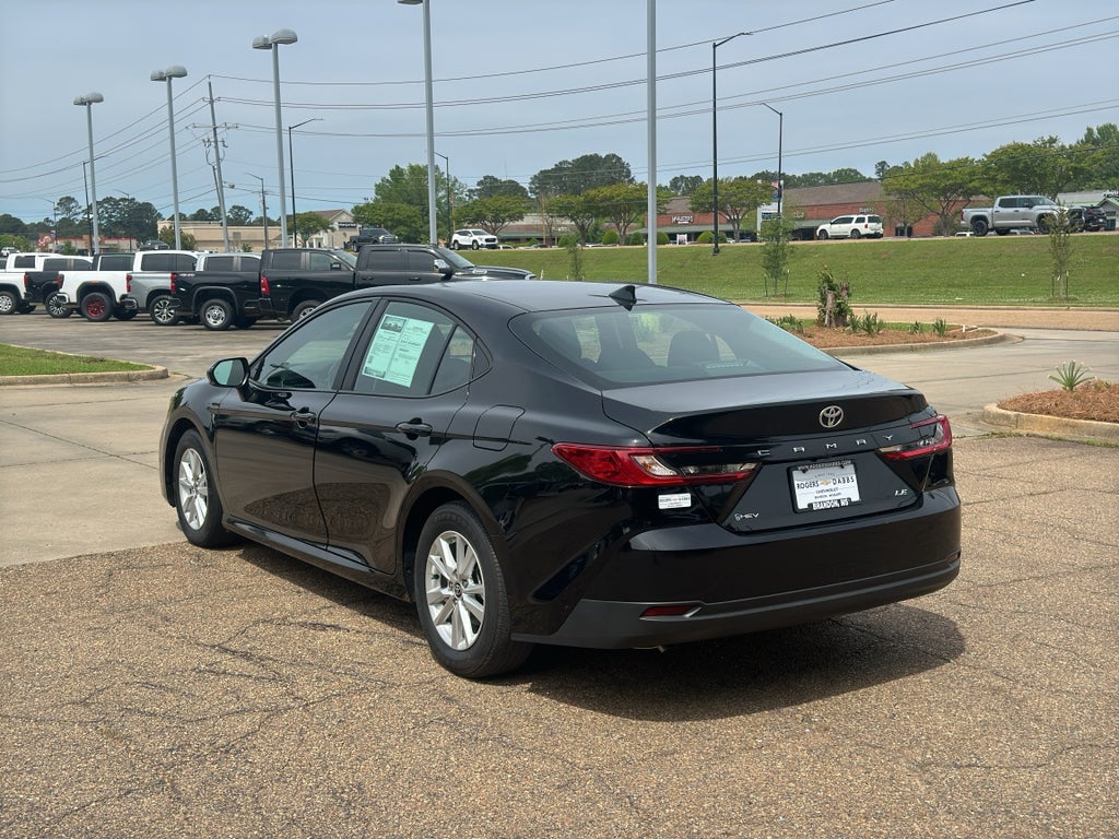 2025 Toyota Camry LE