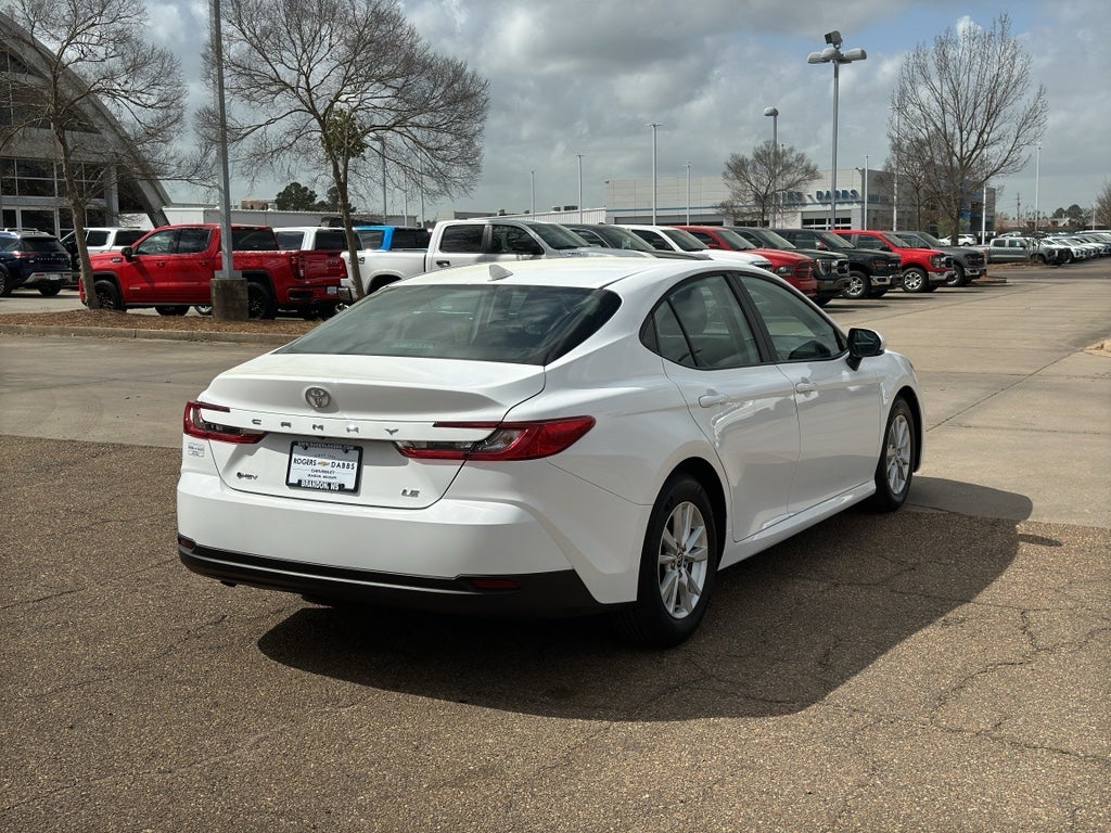 2025 Toyota Camry LE