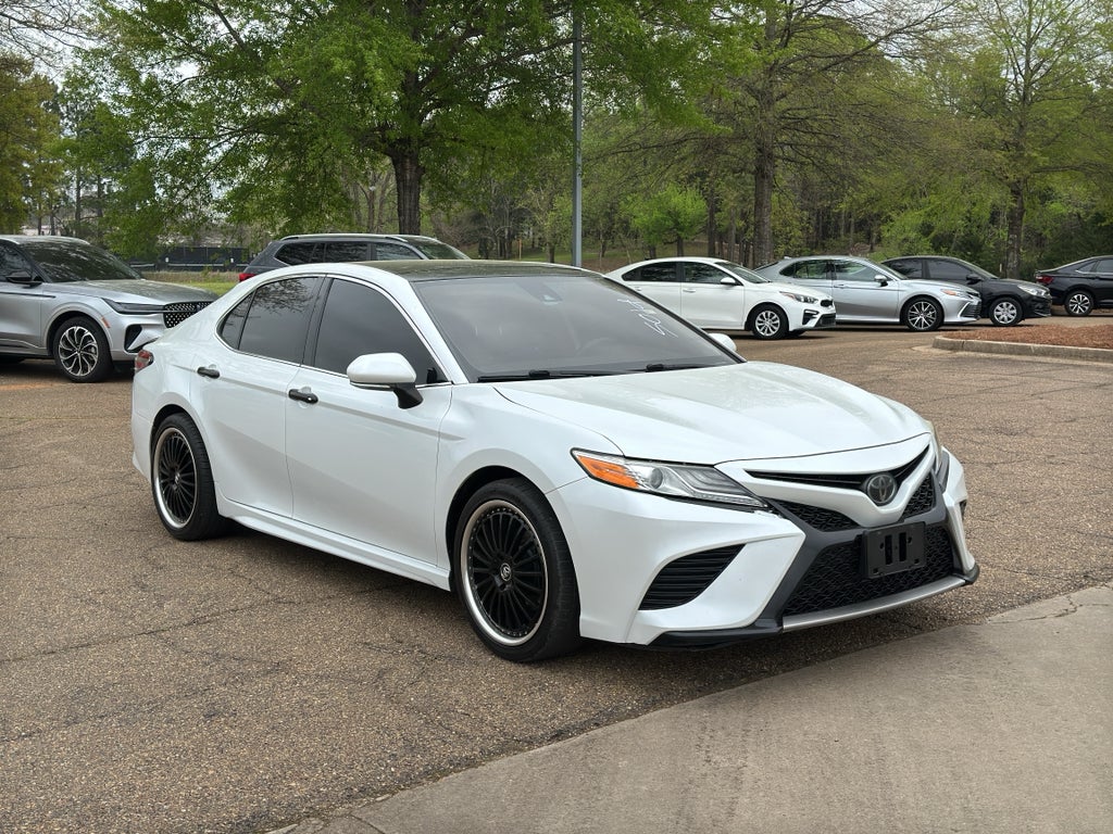 2020 Toyota Camry XSE