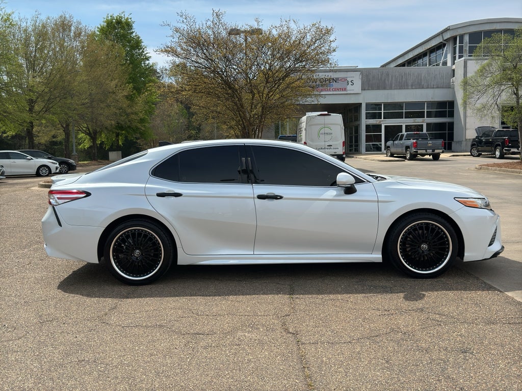 2020 Toyota Camry XSE