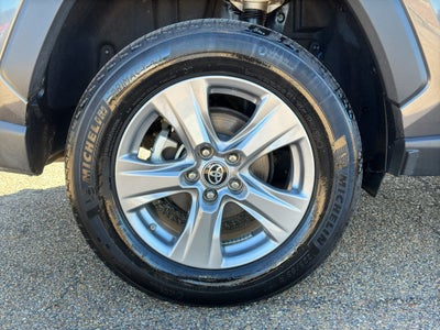 2024 Toyota RAV4 Hybrid LE