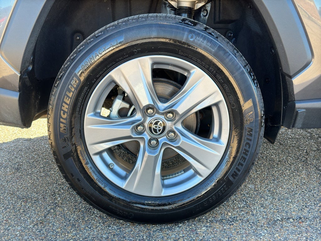 2024 Toyota RAV4 Hybrid LE