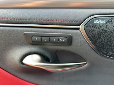 2023 Lexus ES 350 F SPORT Handling