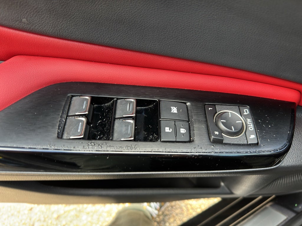 2023 Lexus ES 350 F SPORT Handling