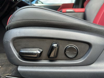 2023 Lexus ES 350 F SPORT Handling