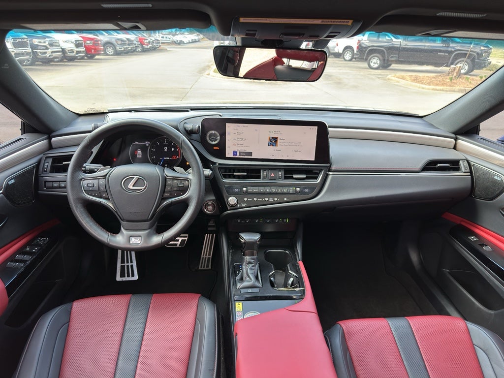 2023 Lexus ES 350 F SPORT Handling